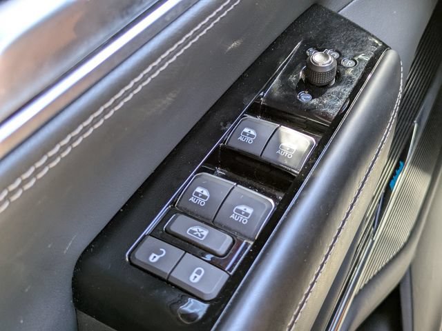 Used 2024 Jeep Grand Wagoneer Series II w/ Quick Order Packagew 28T AWD/4WD image 28