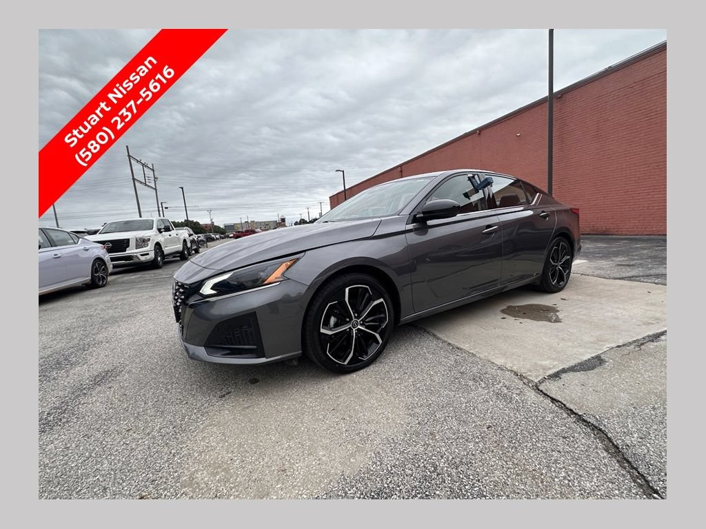 Certified 2025 Nissan Altima 2.5 SR