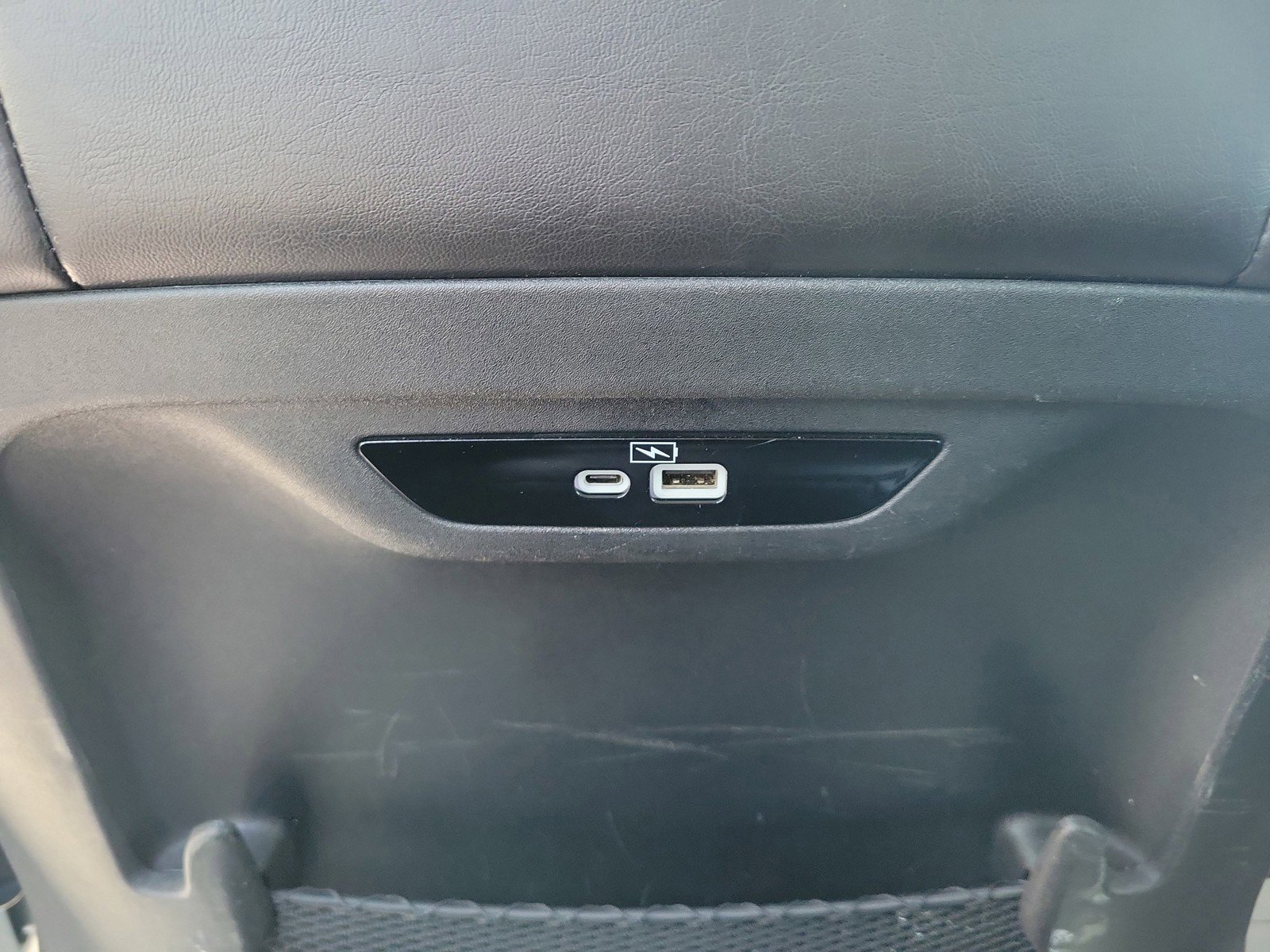 Used 2023 Chrysler Pacifica Touring-L FWD image 12