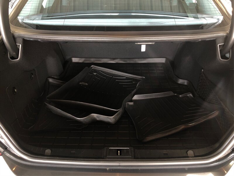 Used 2008 Mercedes-Benz E 350 Sedan image 13