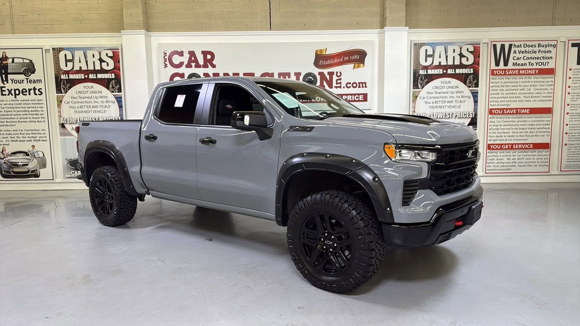 Used 2024 Chevrolet Silverado 1500 LT Trail Boss w/ LT Trail Boss Premium Package image 15