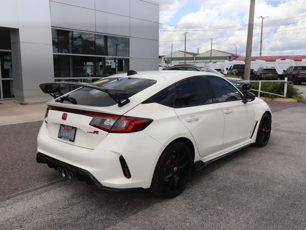 Used 2024 Honda Civic Type R image 13