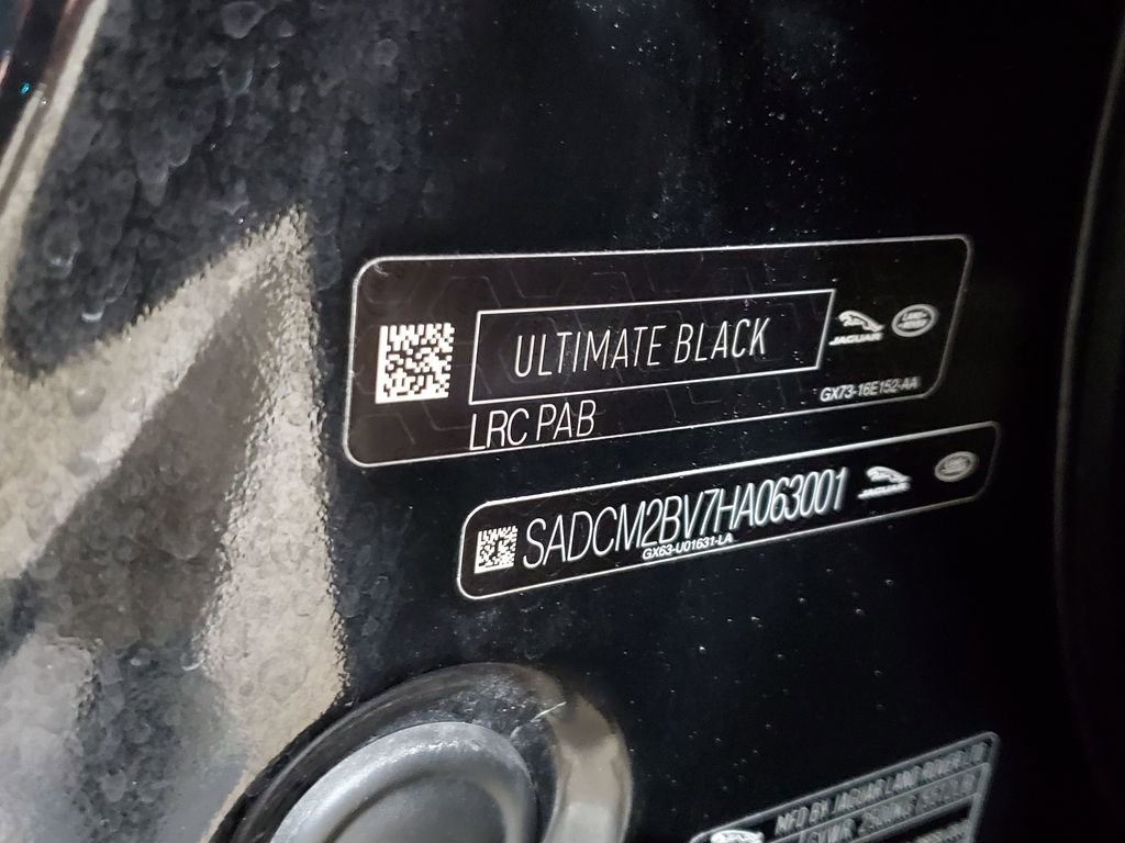 Used 2017 Jaguar F-PACE S image 43