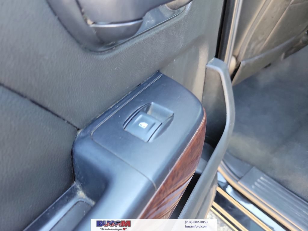 Used 2018 GMC Sierra 1500 SLE w/ SLE Value Package AWD/4WD image 11