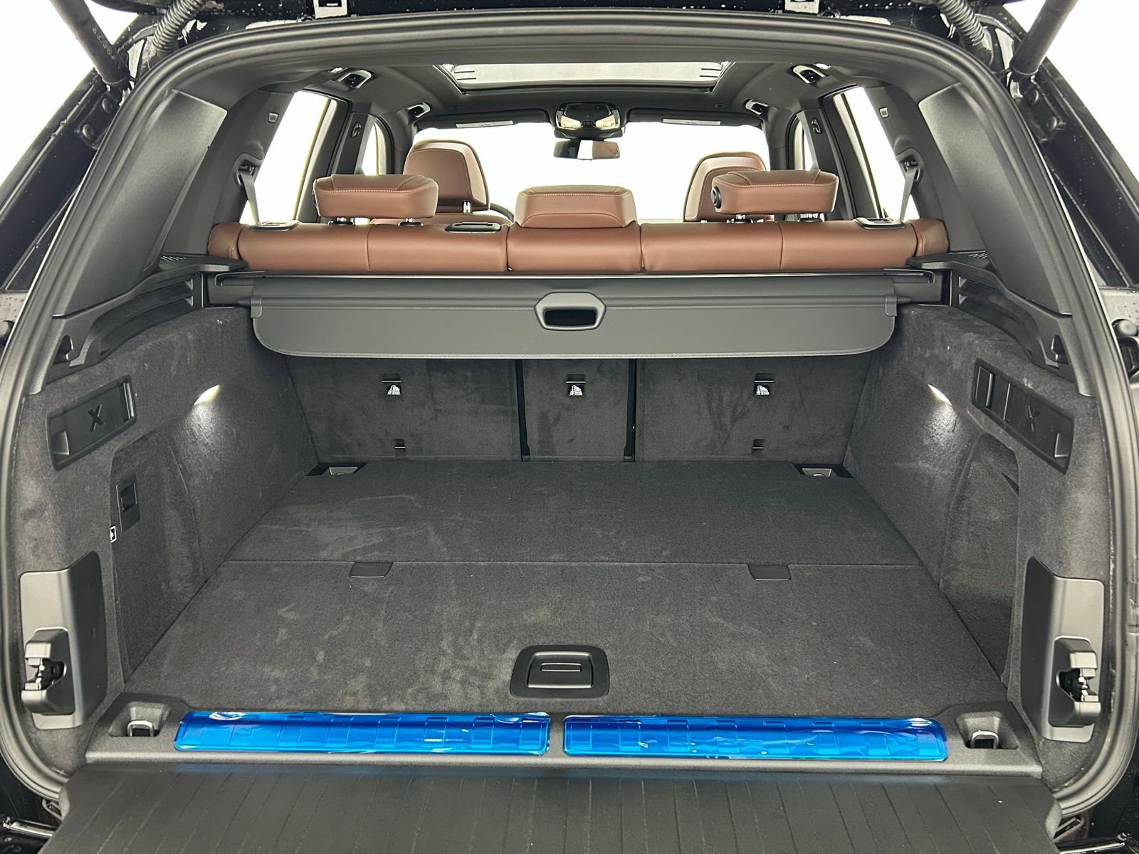 Used 2026 BMW X5 xDrive50e w/ Climate Comfort Package image 40