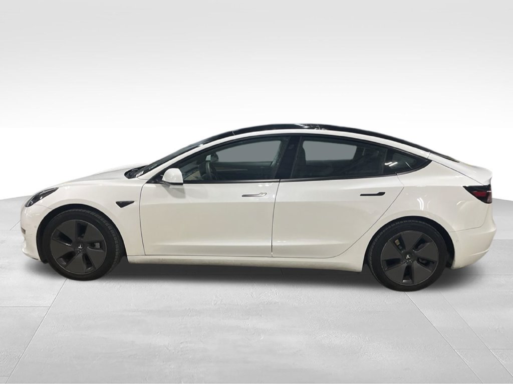 Used 2021 Tesla Model 3 Standard Range Plus RWD image 10