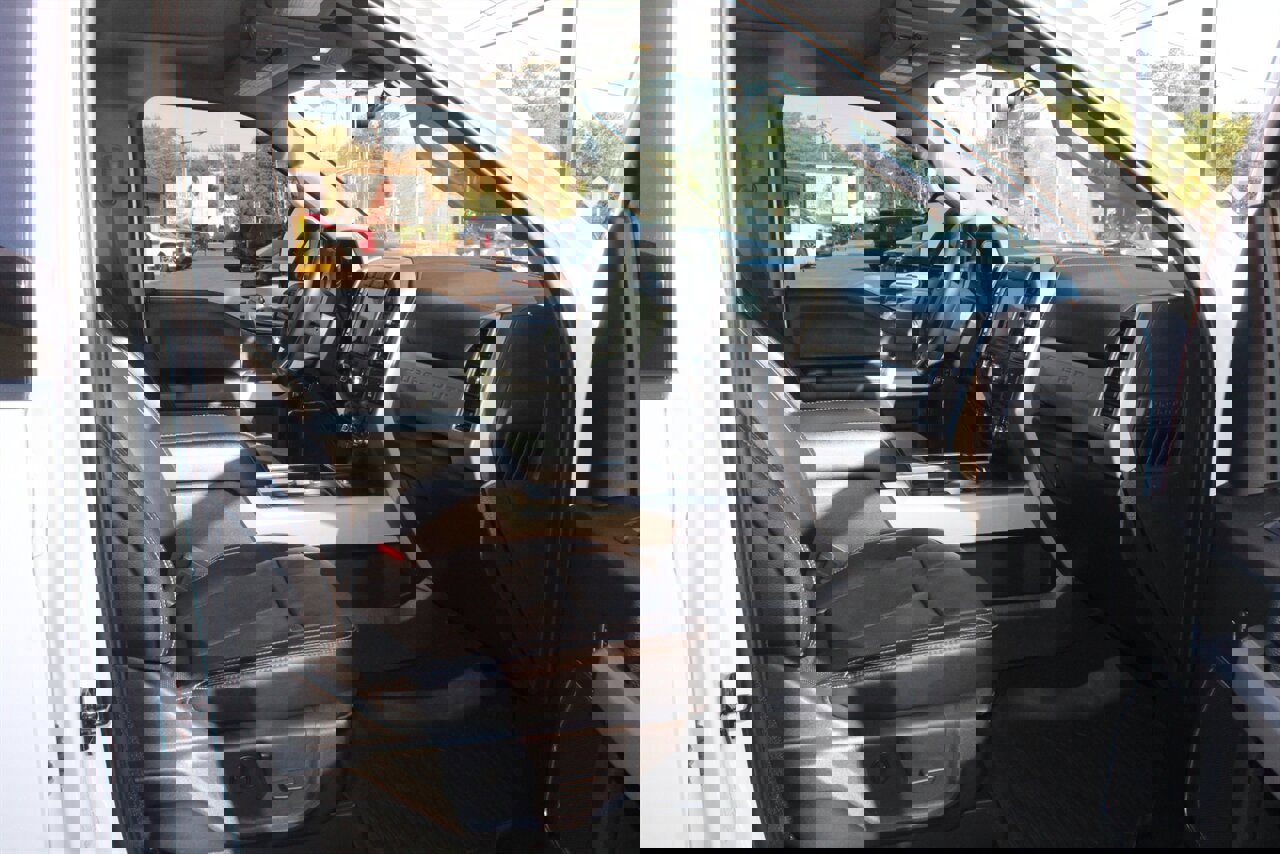 Used 2021 Ford F350 Lariat w/ Lariat Ultimate Package image 13