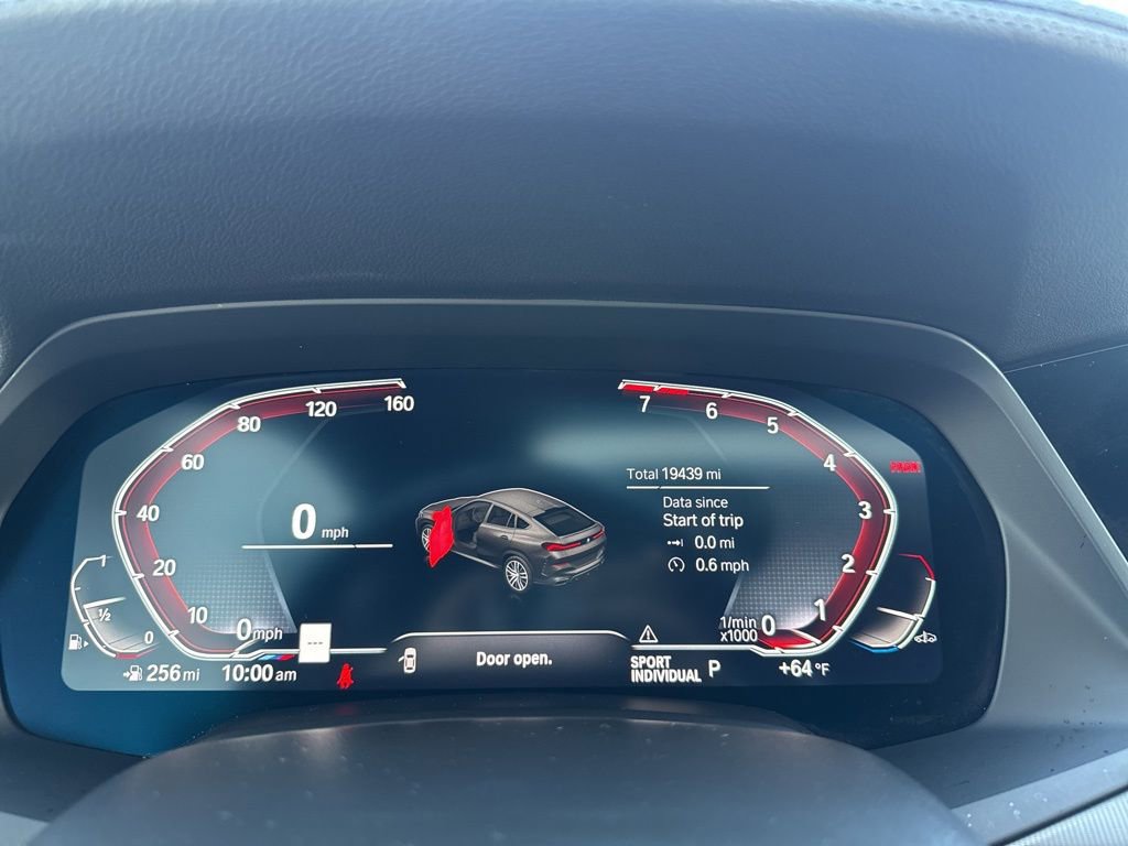 Used 2023 BMW X6 xDrive40i w/ M Sport Package image 21