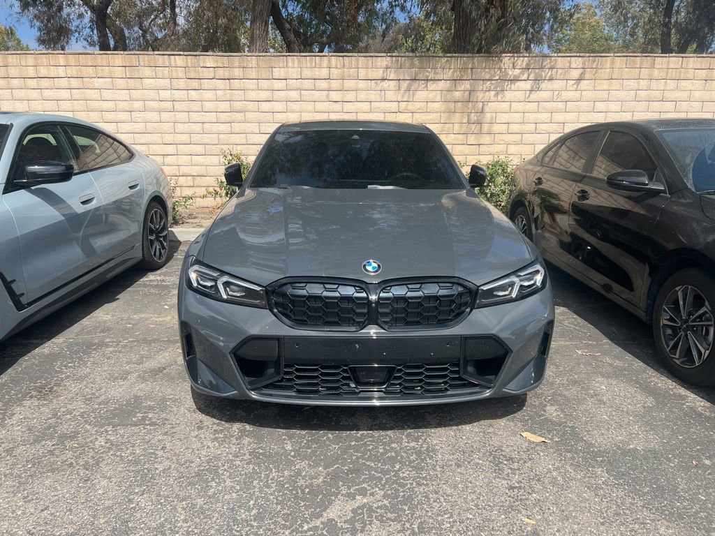 Used 2025 BMW M340i w/ Premium Package RWD image 2
