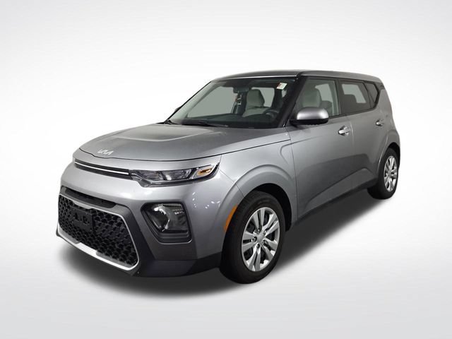Certified 2022 Kia Soul LX FWD image 2