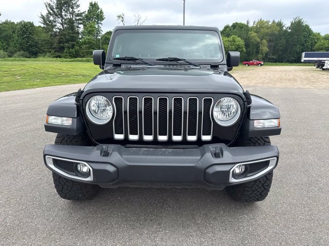 Used 2018 Jeep Wrangler Unlimited Sahara AWD/4WD image 10