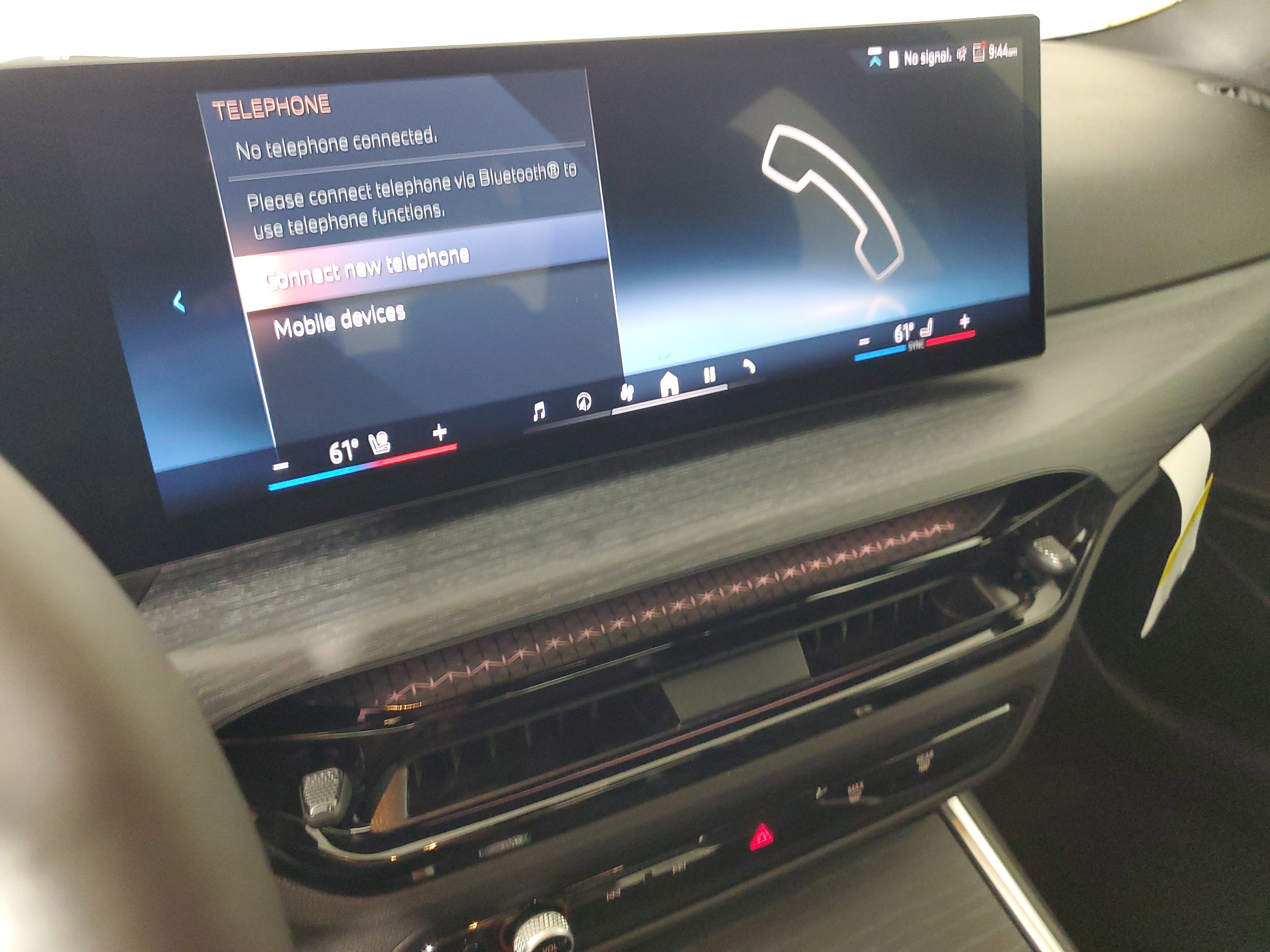 New 2025 BMW 330i xDrive Sedan w/ Premium Package image 17