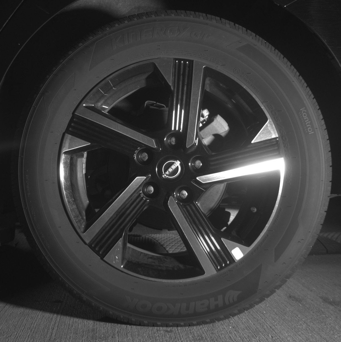 Used 2025 Nissan Sentra SV image 14