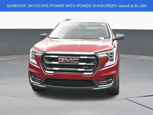 Used 2023 GMC Terrain AT4 AWD/4WD image 2