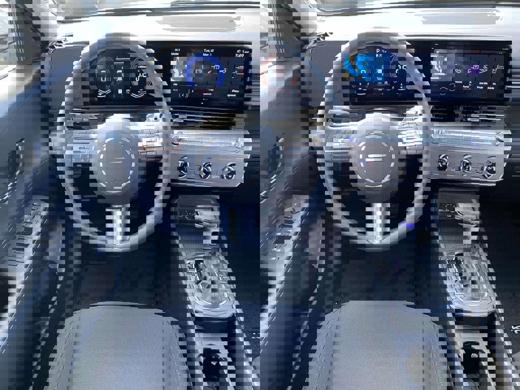 New 2026 Hyundai Kona SE image 5