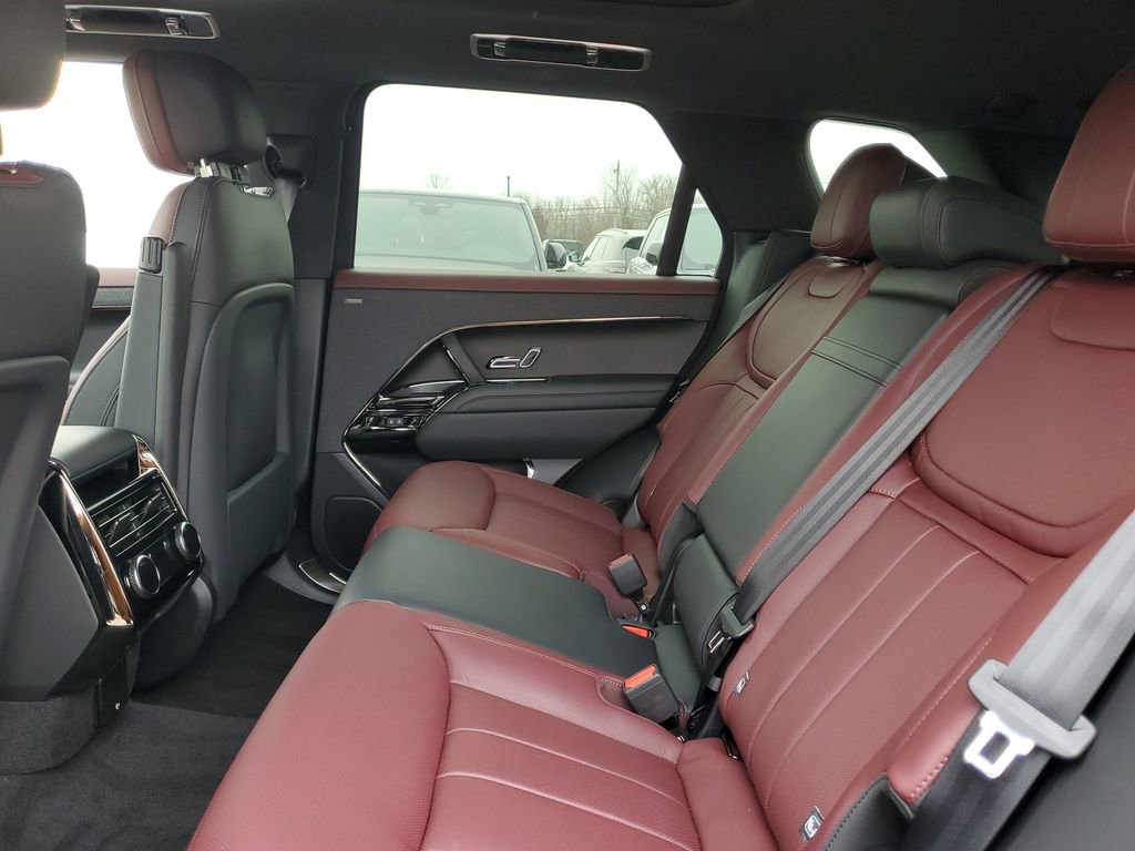 New 2026 Land Rover Range Rover Sport Dynamic SE image 25