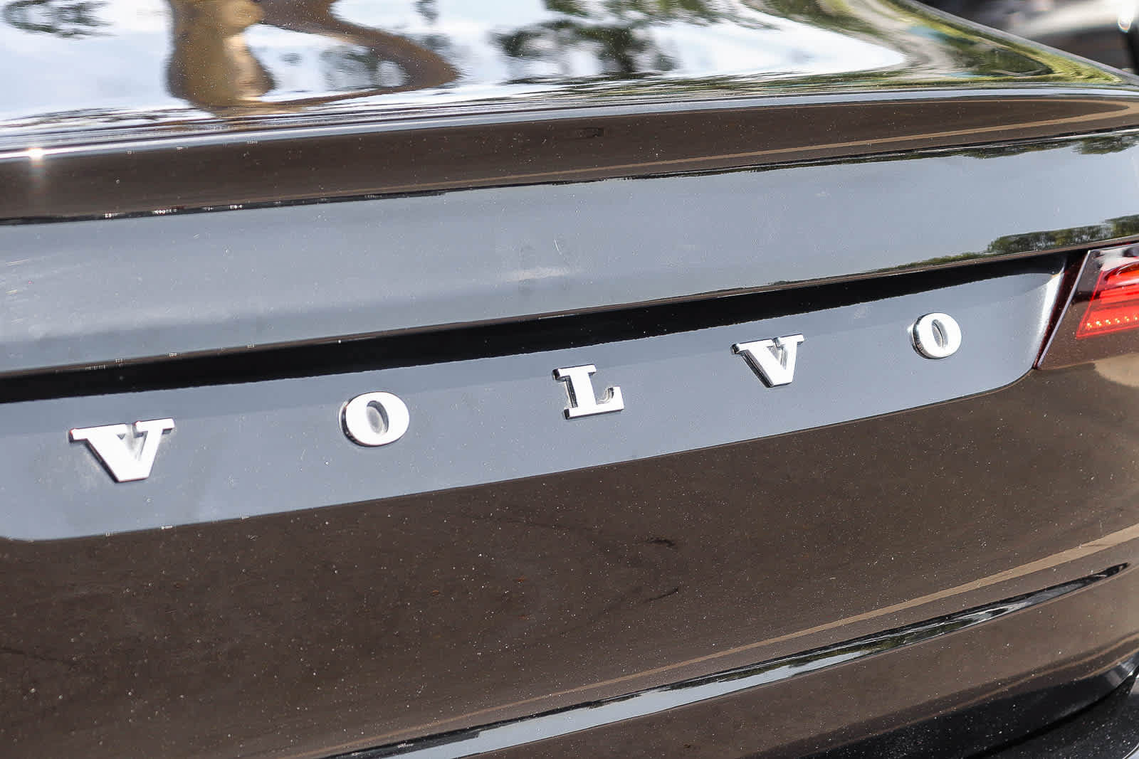 Used 2023 Volvo S90 B6 Plus AWD/4WD image 11