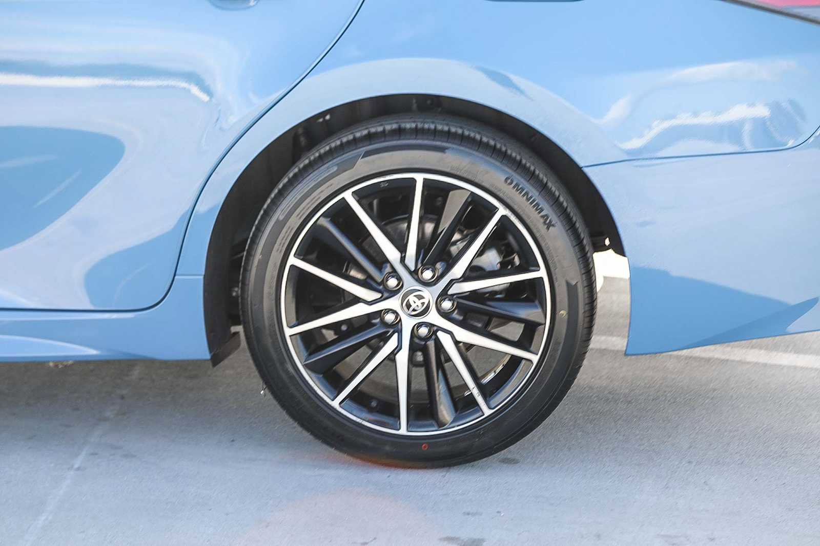Certified 2024 Toyota Camry SE w/ Convenience Package image 12
