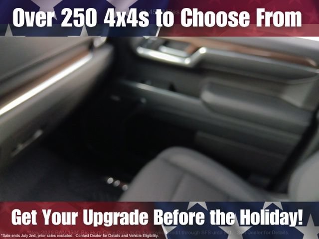 Used 2024 Chevrolet Silverado 1500 LT Trail Boss w/ Convenience Package II AWD/4WD image 23