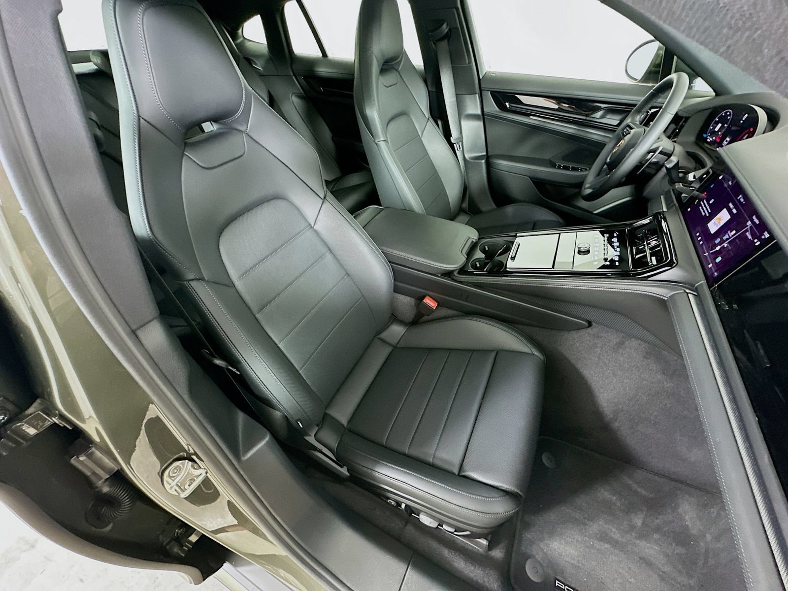 New 2026 Porsche Panamera 4 AWD/4WD image 44