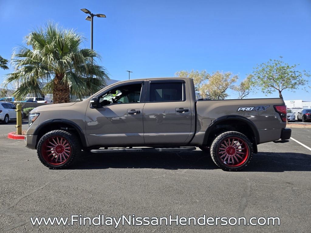 Used 2021 Nissan Titan PRO-4X w/ Pro-4x Convenience Package image 3