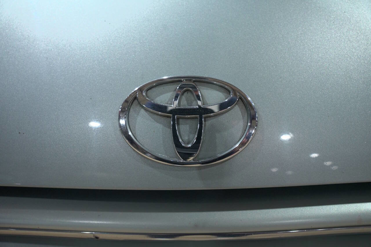 Used 1992 Toyota Previa LE RWD image 21