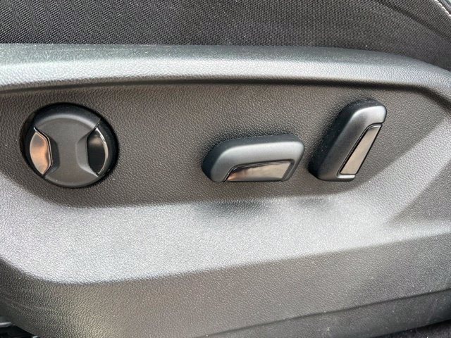 Used 2024 Volkswagen Atlas SE FWD image 28