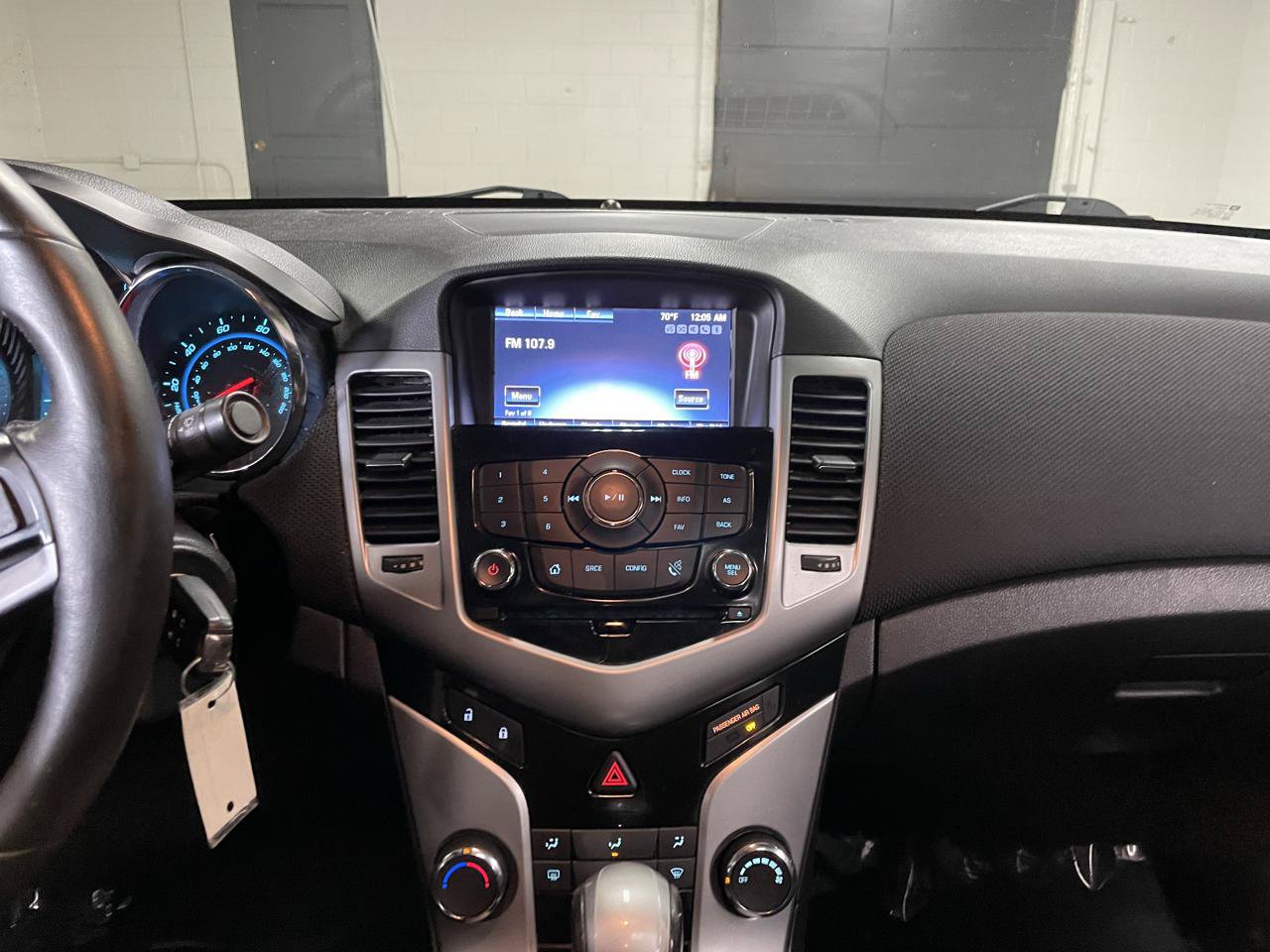 Used 2014 Chevrolet Cruze LT w/ All-Star Edition FWD image 21