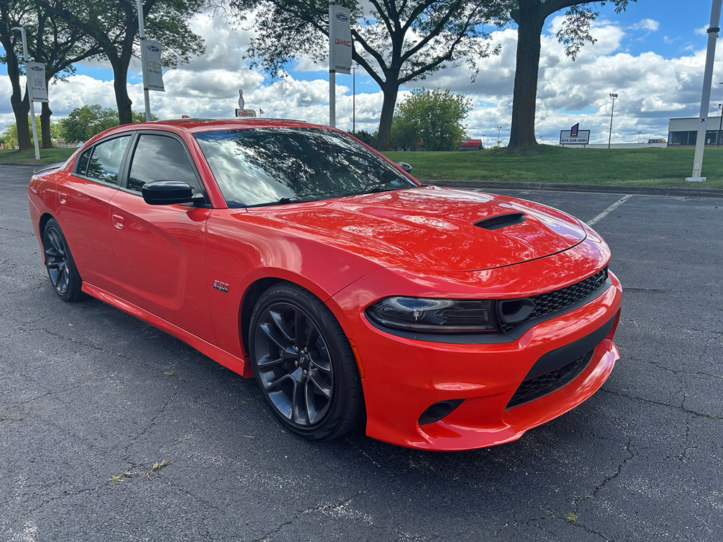 Used 2023 Dodge Charger Scat Pack w/ Technology Group RWD image 3