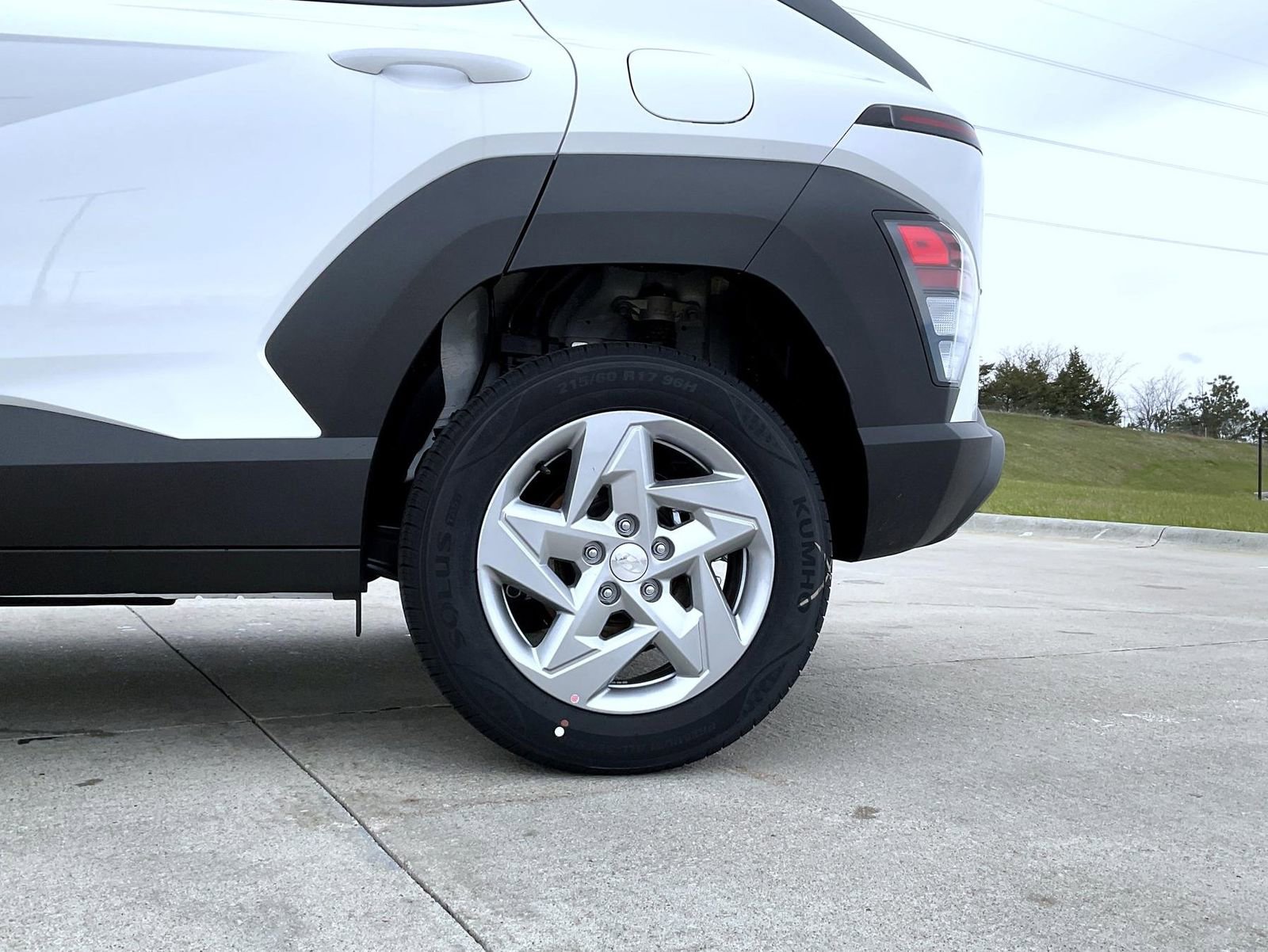 New 2026 Hyundai Kona SE AWD/4WD image 23