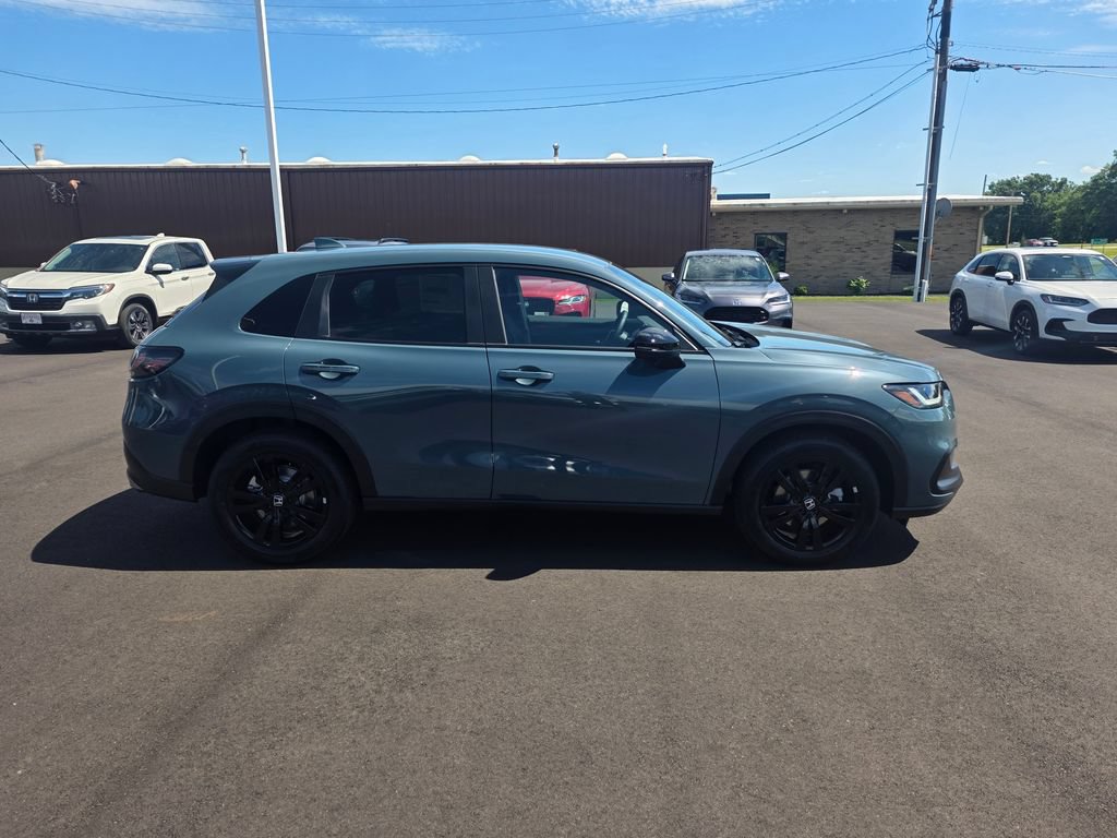 New 2027 Honda HR-V Sport image 2
