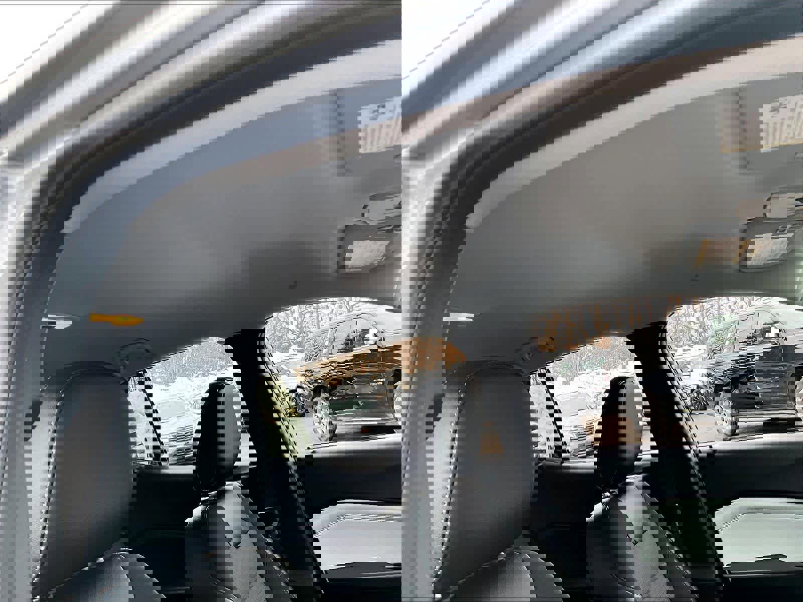 Used 2025 Chevrolet Trax LT w/ LT Convenience Package image 22