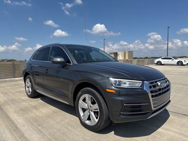 Used 2019 Audi Q5 2.0T Premium w/ Convenience Package image 1