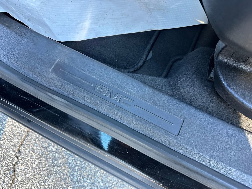 Used 2020 GMC Terrain SLT w/ Preferred Package image 28