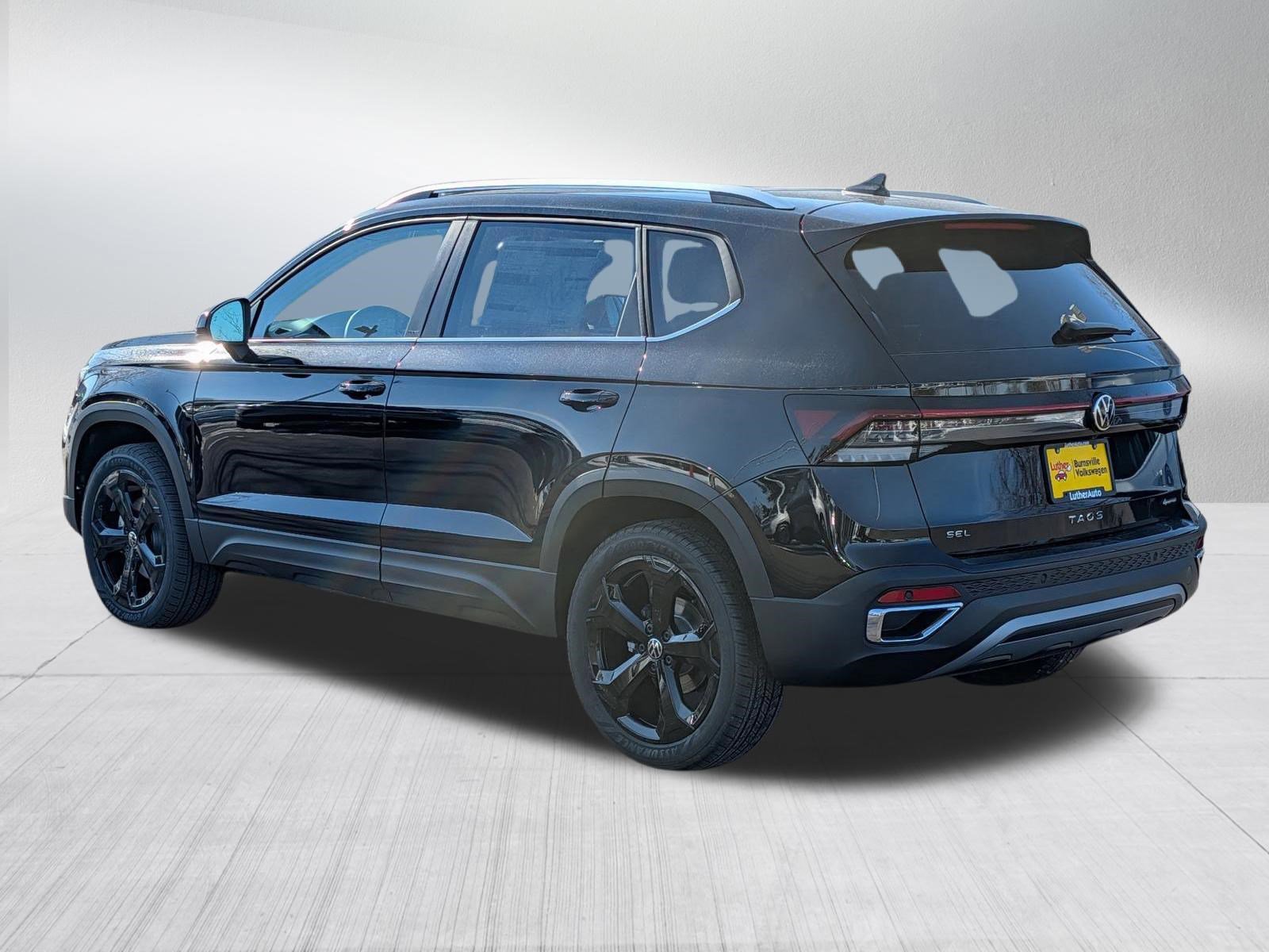 New 2026 Volkswagen Taos SEL AWD/4WD image 3