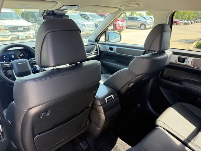 Used 2026 Hyundai Santa Fe SEL FWD image 25