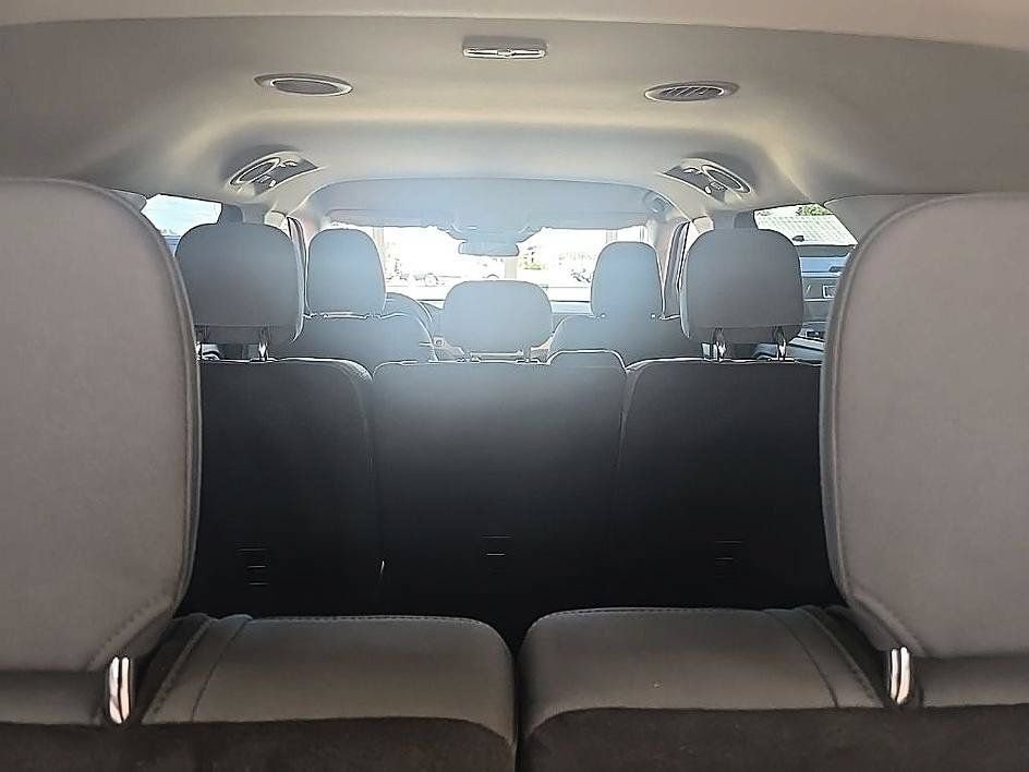 Used 2025 Ford Explorer Active AWD/4WD image 34