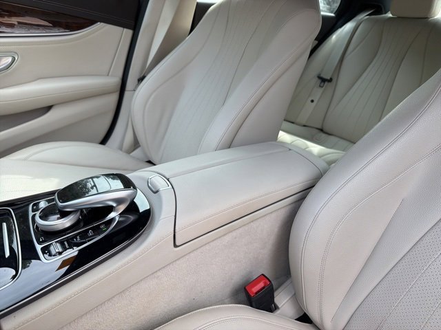 Used 2017 Mercedes-Benz E 300 image 18