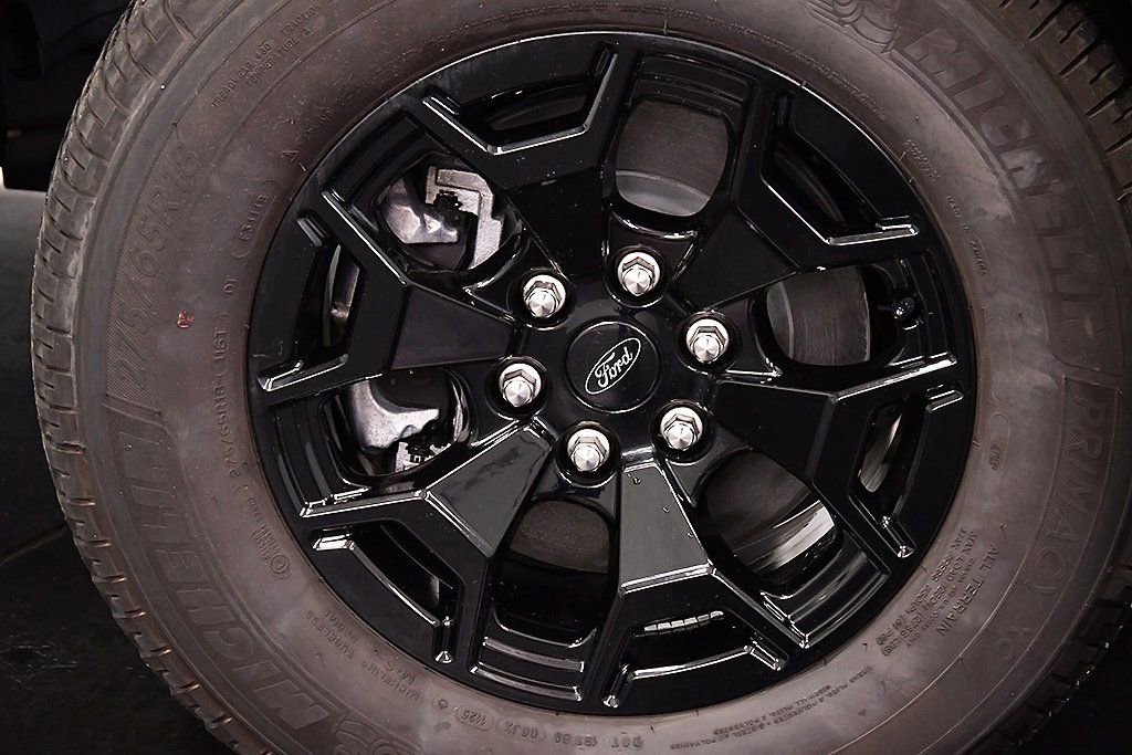 Used 2025 Ford F150 Lightning XLT image 10