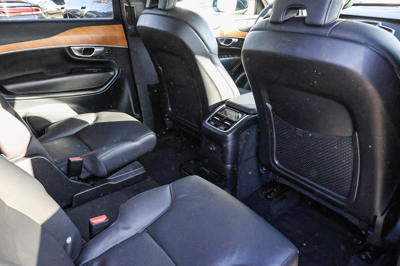 Used 2024 Volvo XC90 T8 Plus AWD/4WD image 17