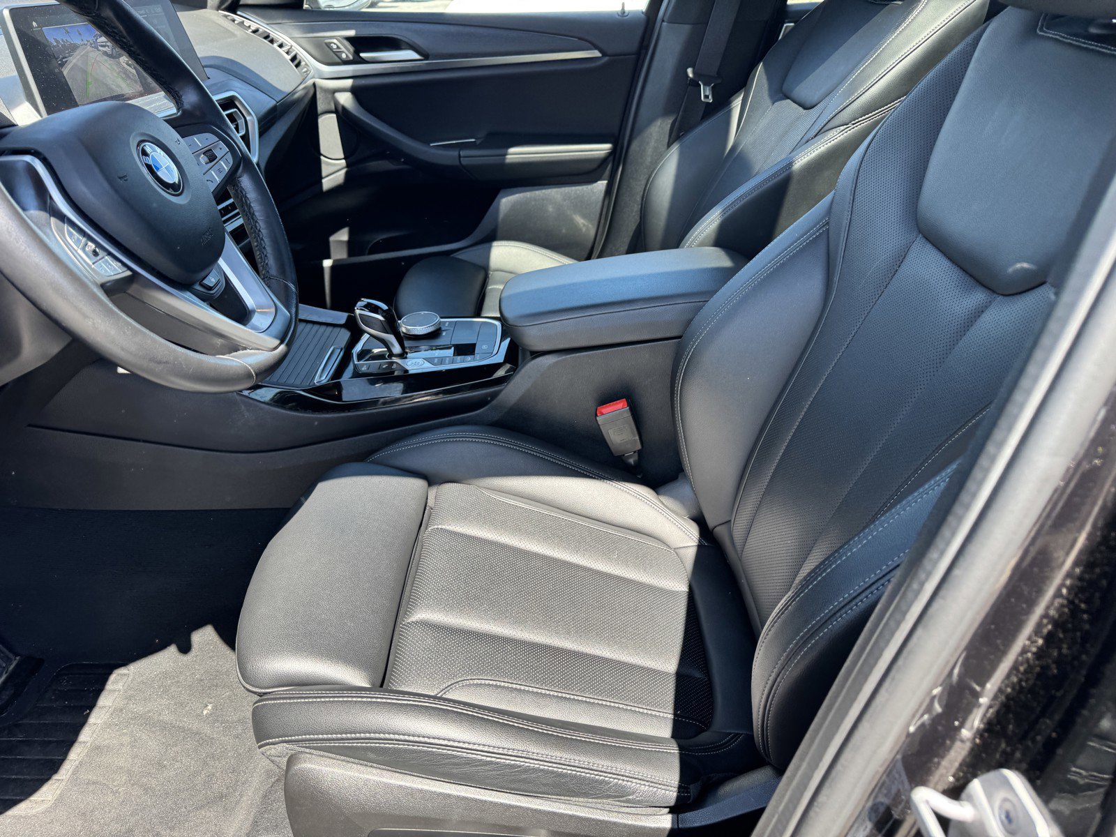 Used 2024 BMW X3 xDrive30i w/ Convenience Package AWD/4WD image 14