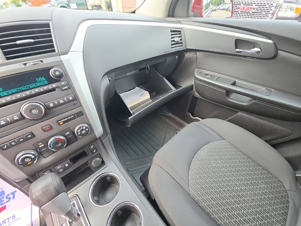 Used 2011 Chevrolet Traverse LT w/ Personal Connectivity Package AWD/4WD image 20
