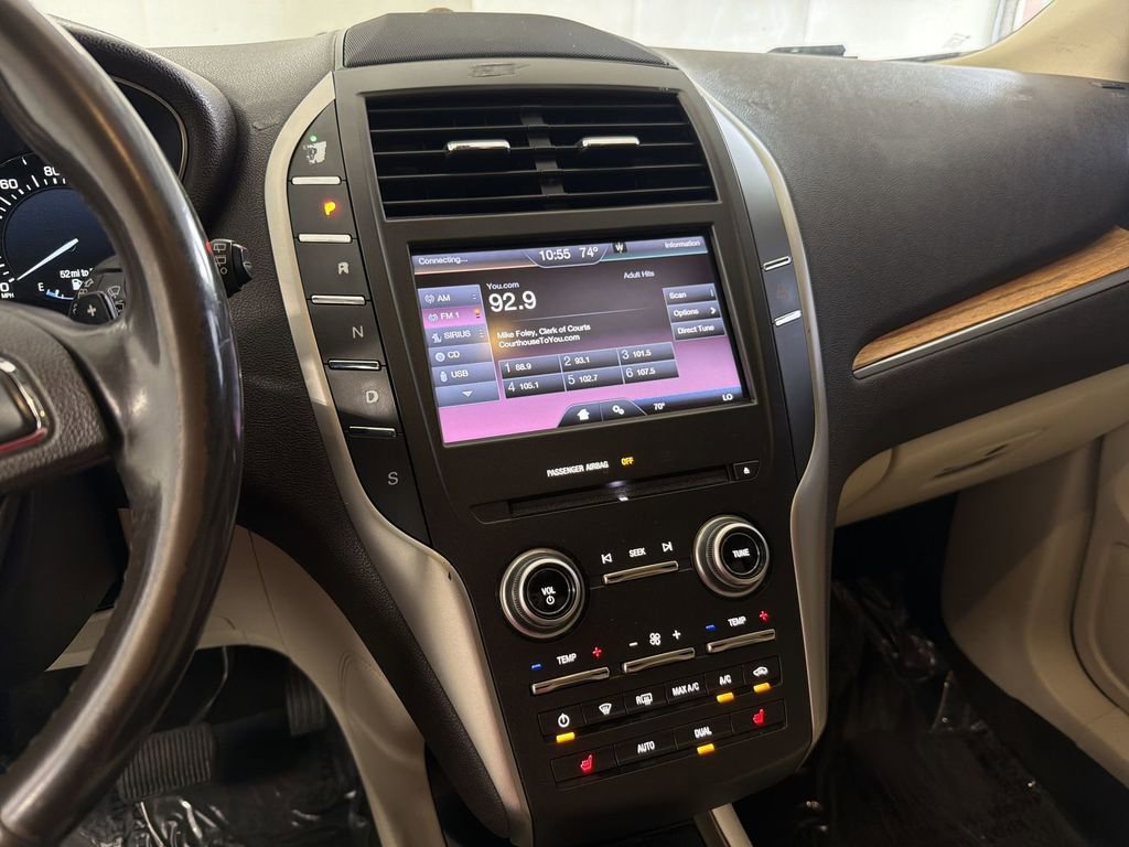 Used 2015 Lincoln MKC FWD w/ Equipment Group 101A Select image 25
