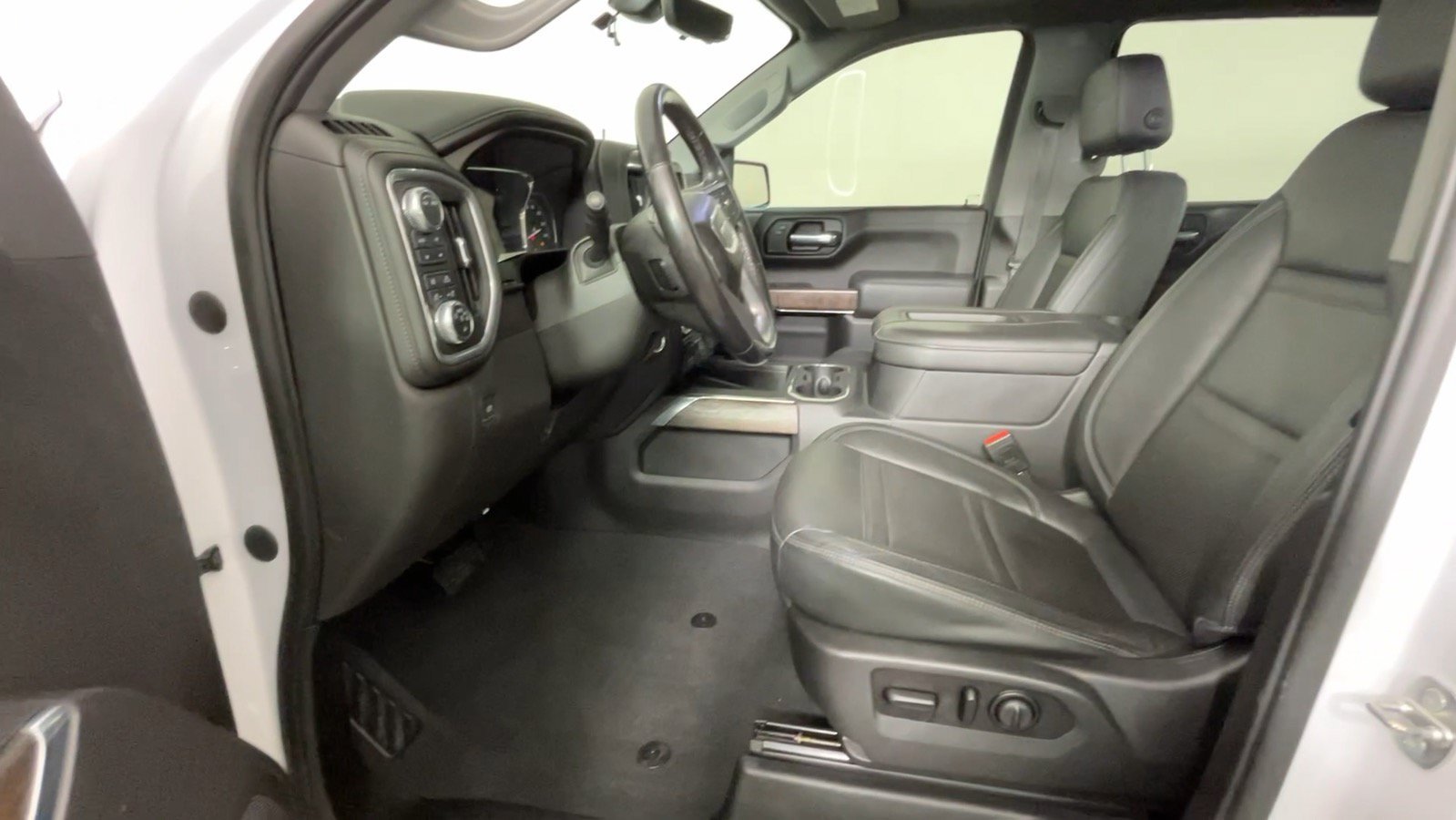 Used 2021 GMC Sierra 1500 Denali w/ Denali Ultimate Package AWD/4WD image 28