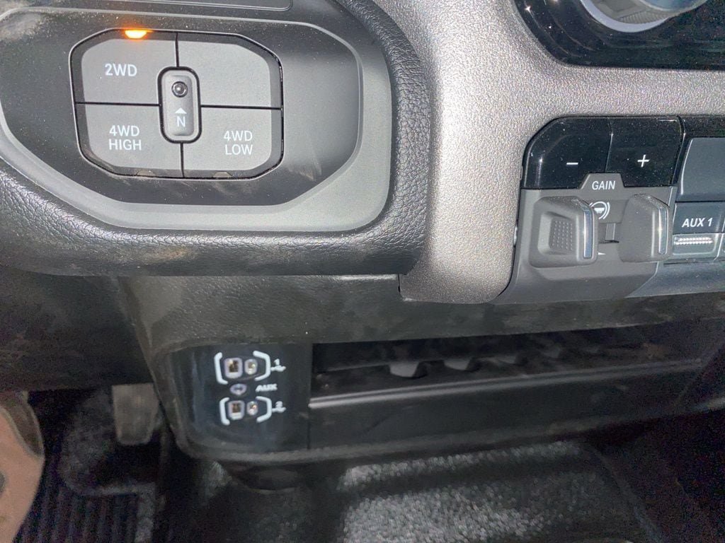 New 2026 RAM 5500 Tradesman AWD/4WD image 13
