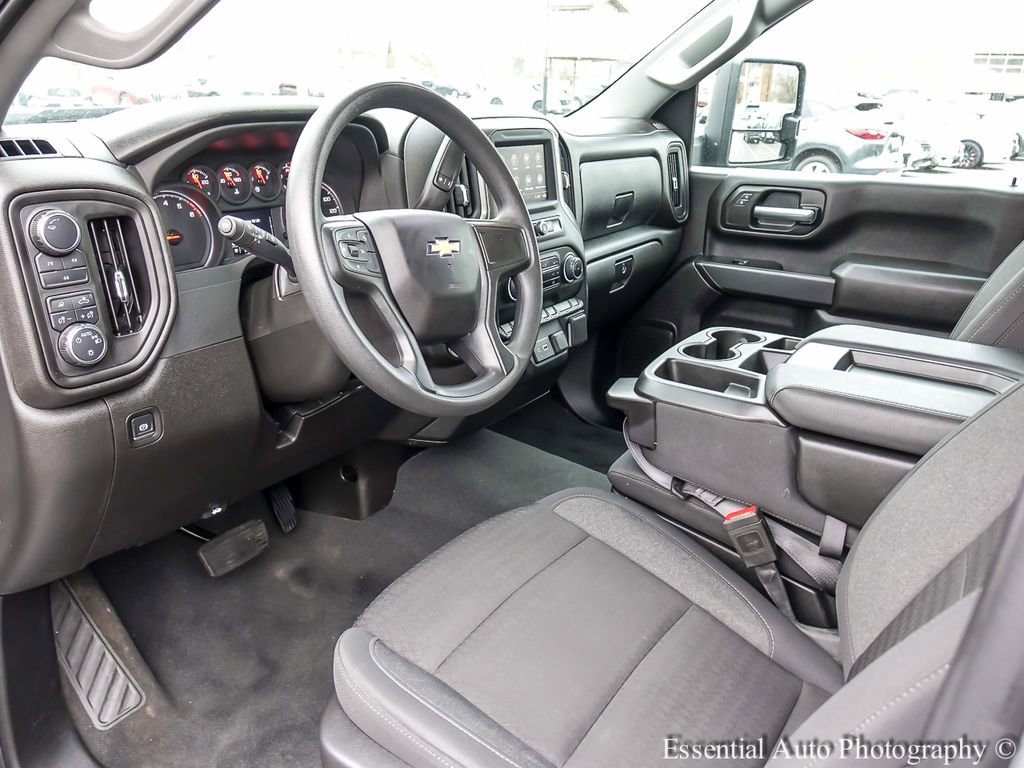 Used 2025 Chevrolet Silverado 2500 Custom w/ Custom Value Package AWD/4WD image 11