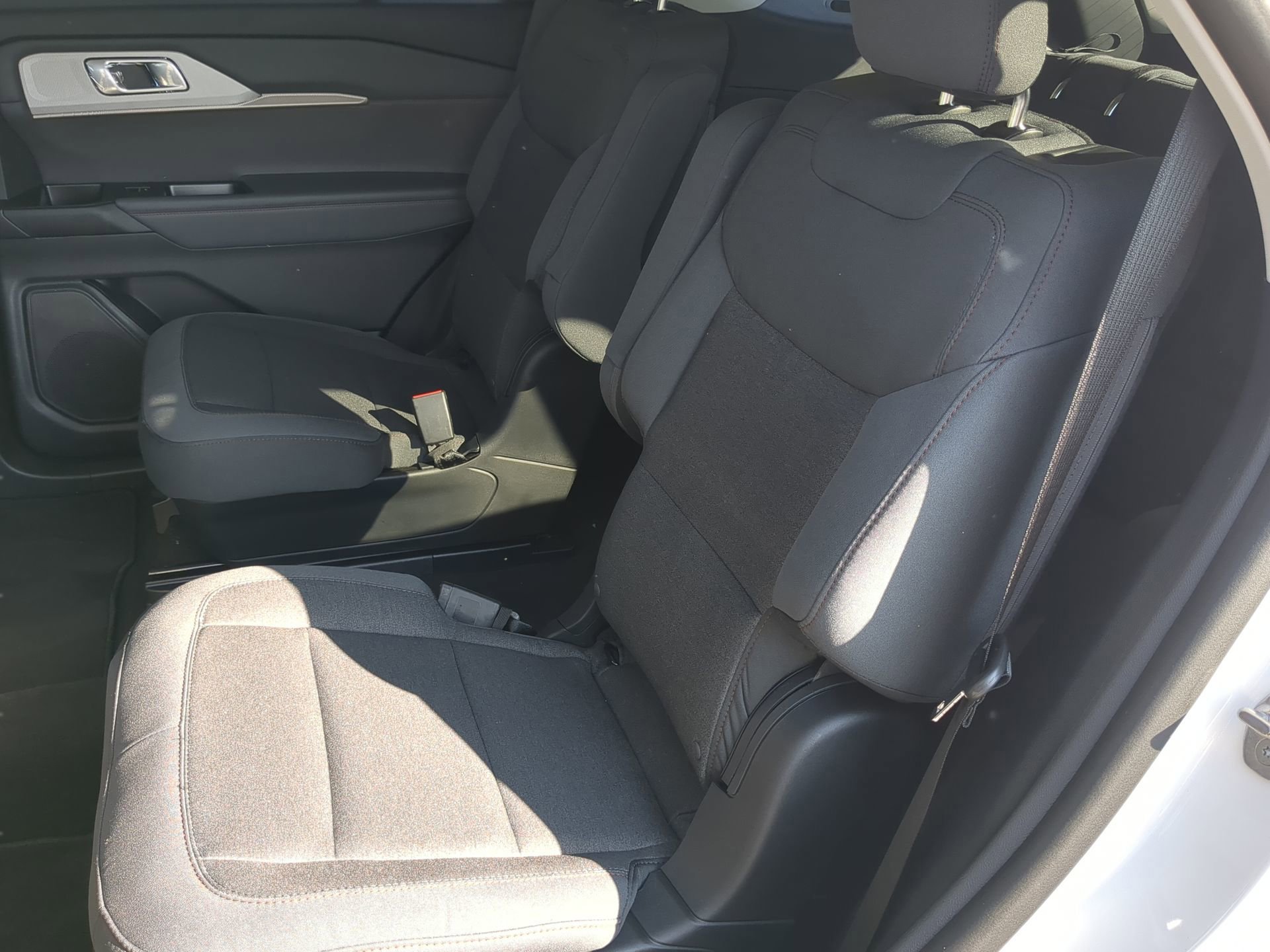 New 2026 Ford Explorer Active RWD image 51