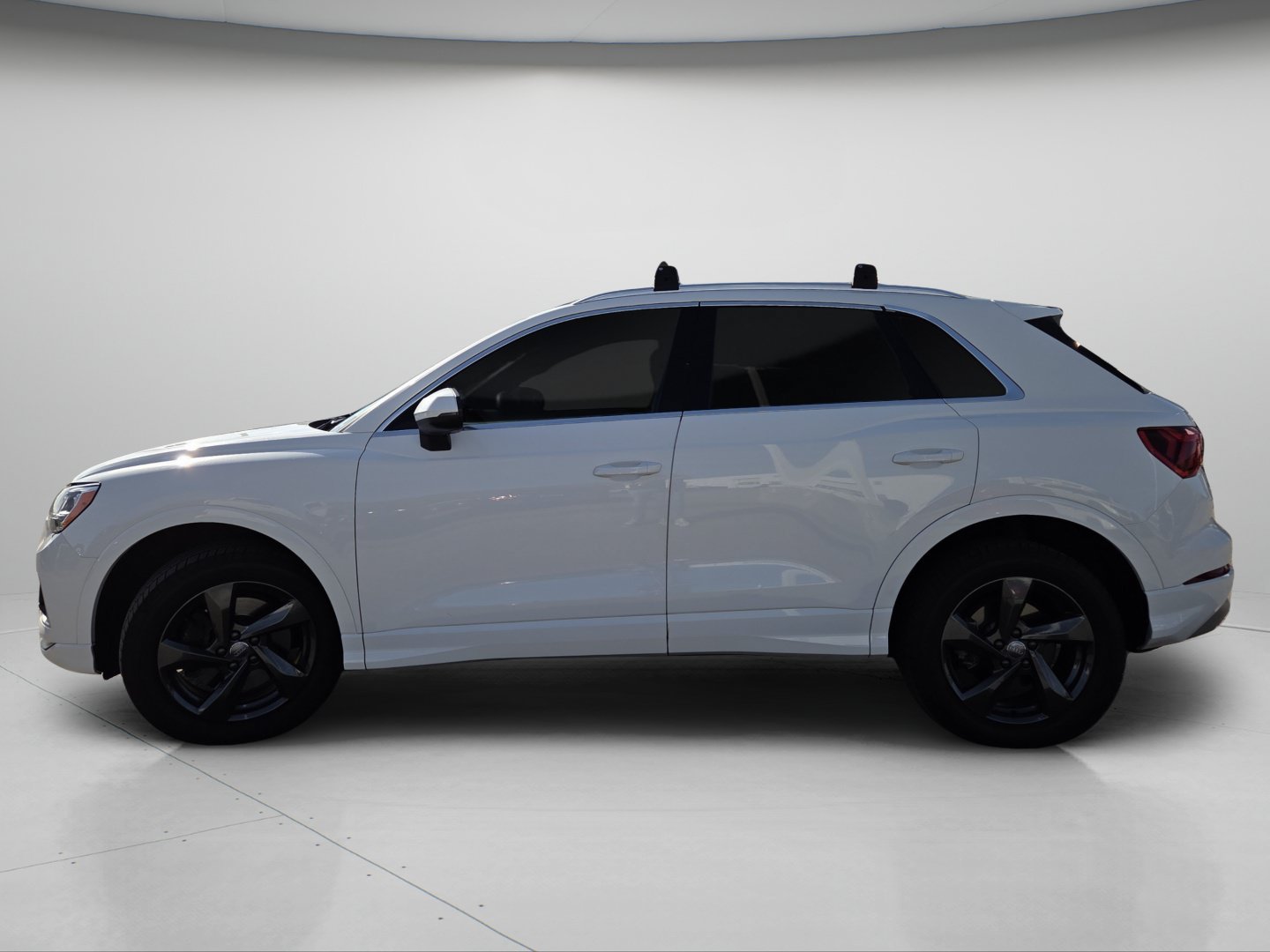 Used 2019 Audi Q3 2.0T Premium AWD/4WD image 18