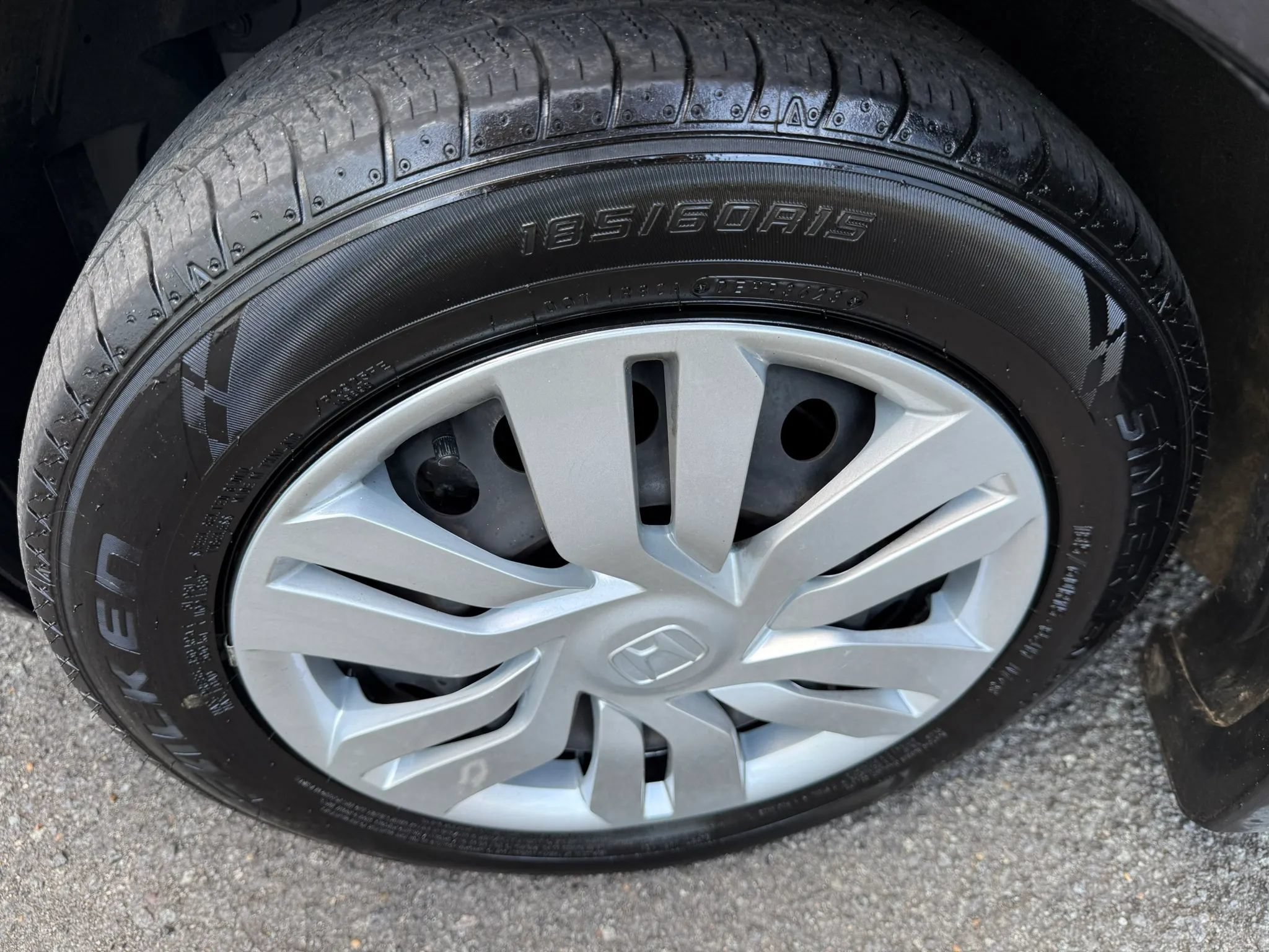 Used 2016 Honda Fit LX image 36