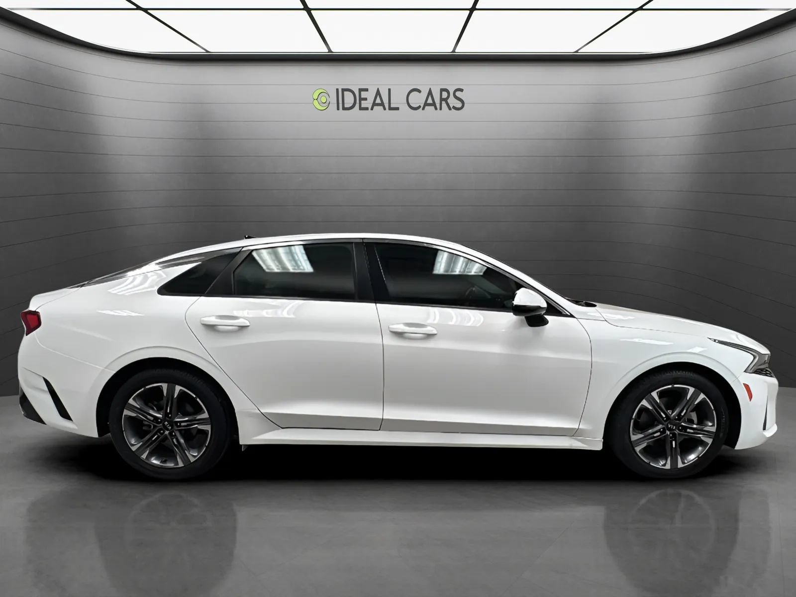 Used 2021 Kia K5 EX w/ EX Premium Package FWD image 4